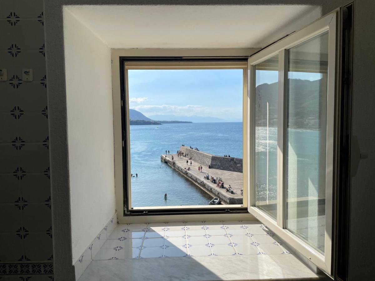 Апартаменты Il Balcone Al Molo Чефалу Экстерьер фото